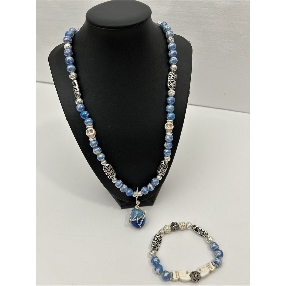 Matching Blue Glass Beaded Necklace & Bracelet Skull Fish SKU 803‎